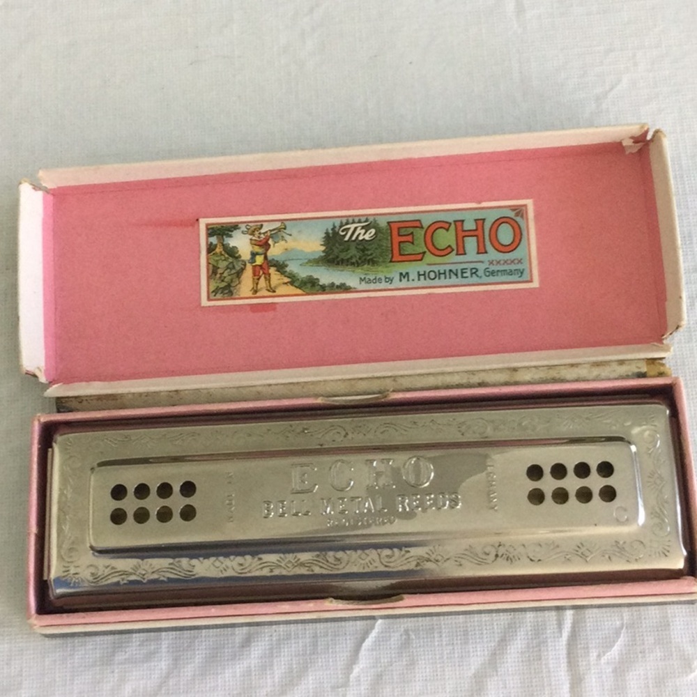 Hohner Echo Harmonica double sided instrument color Silver